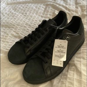 Adidas Stan Smiths All Blacks w/ Suede Size 9D